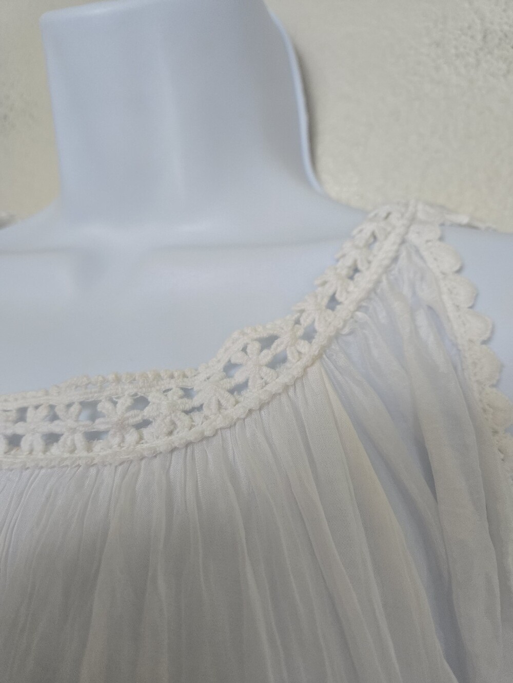 Tempo Paris Silk White Cold Shoulder Fairy Boho Tunic Blouse Small Dainty - Picture 5 of 13